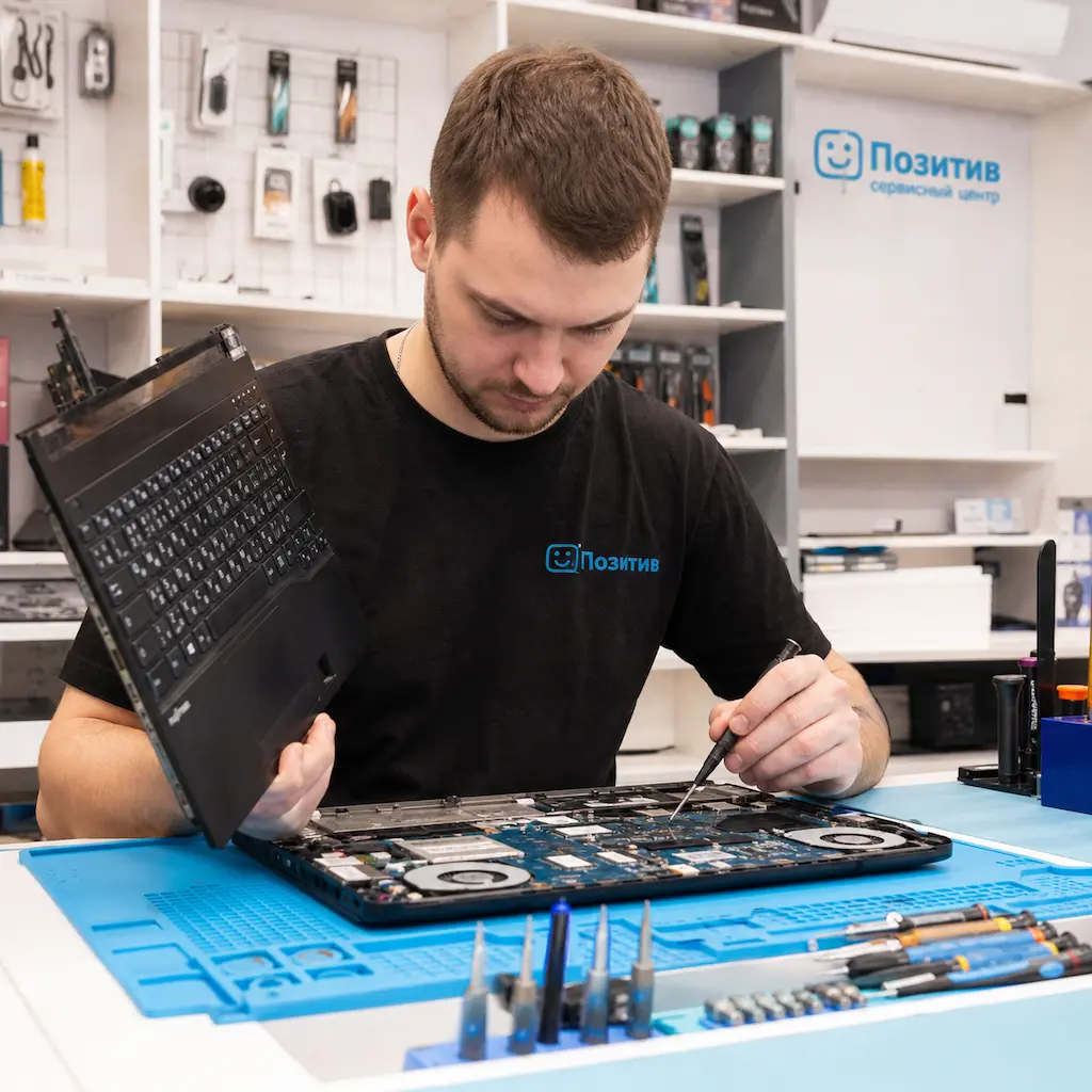заменить клавиатуру на ноутбуке Fujitsu в Лыткарино